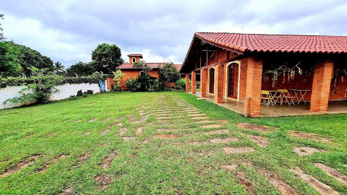 Chacara Em Boituva Com Piscina E Churrasqueira Exterior photo